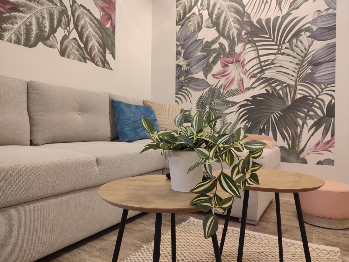 Voeroesko Apartmanhaz บาลาโตนัลมาดี ภายนอก รูปภาพ