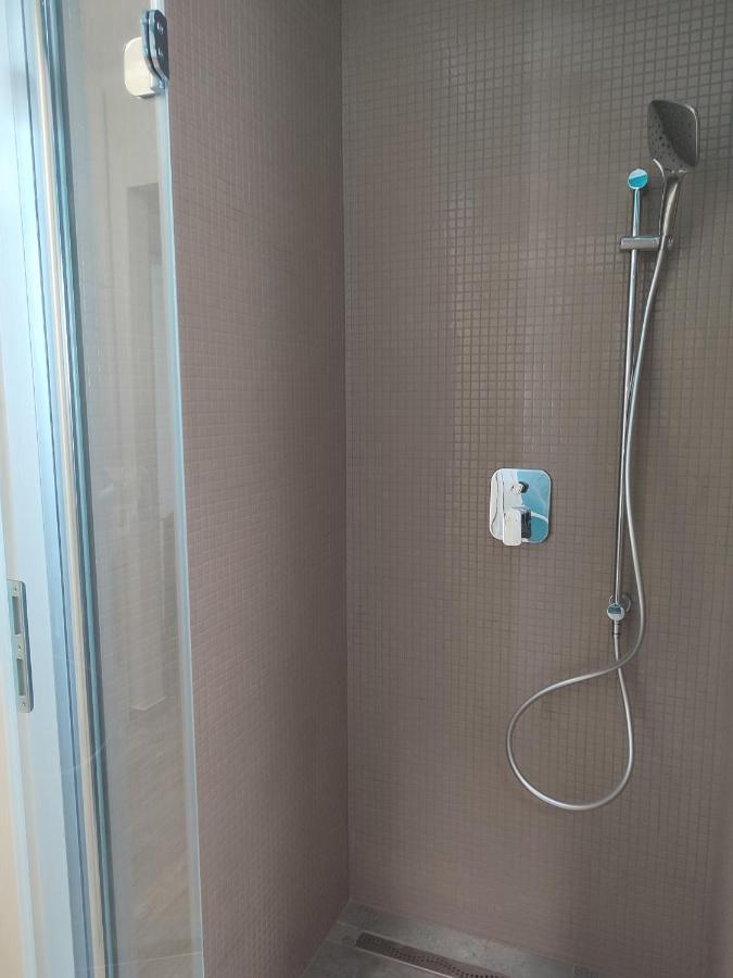 Voeroesko Apartmanhaz บาลาโตนัลมาดี ภายนอก รูปภาพ
